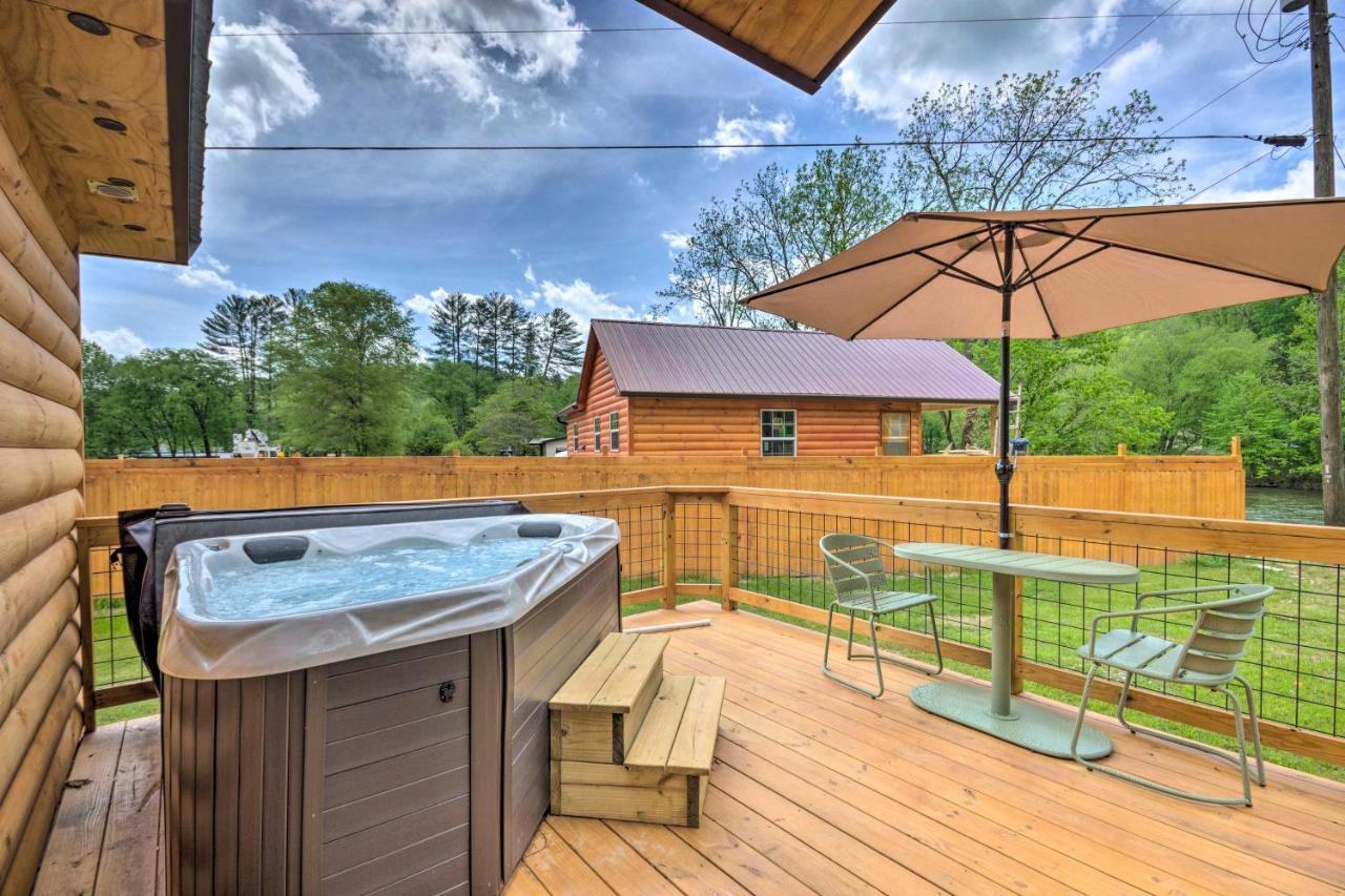Cozy Cabin On Tuckasegee River - Near บรายซันซิตี ภายนอก รูปภาพ
