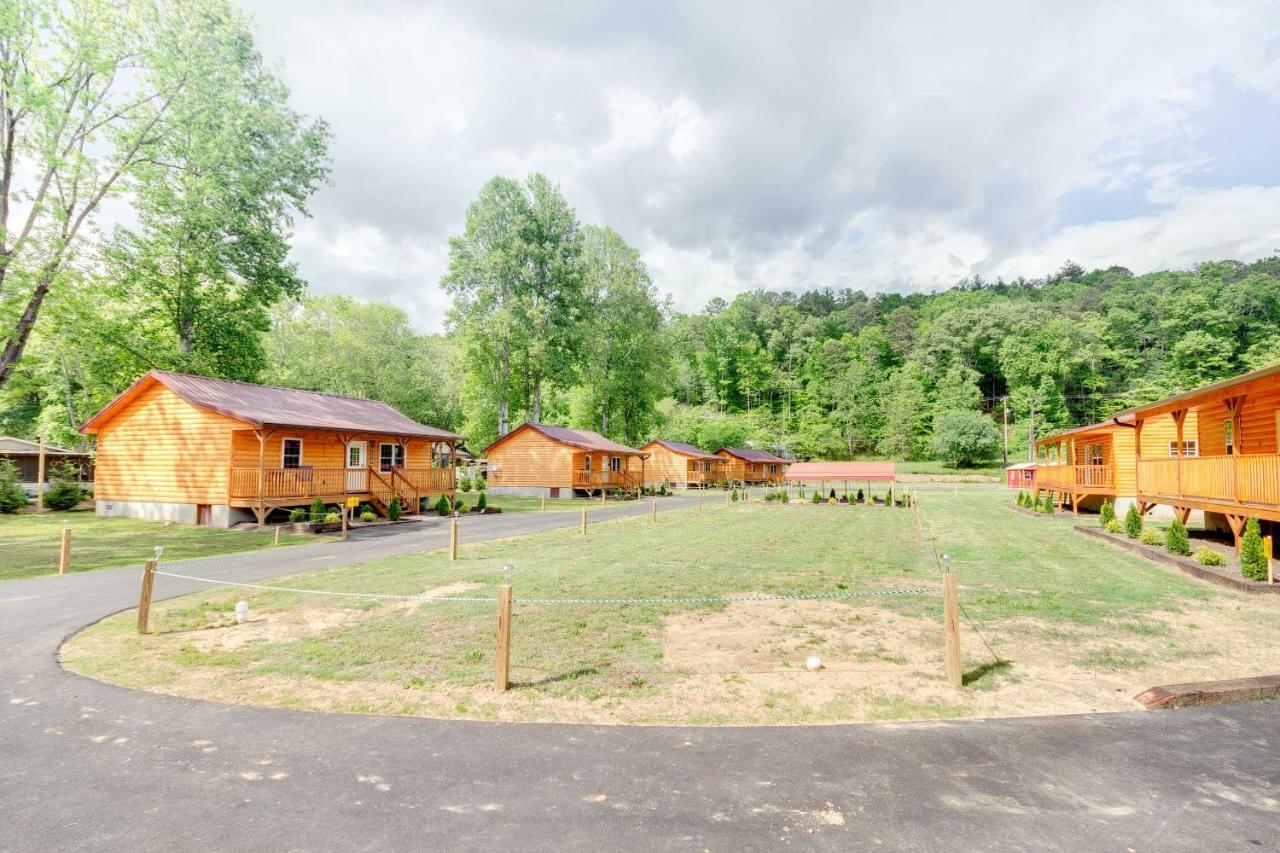 Cozy Cabin On Tuckasegee River - Near บรายซันซิตี ภายนอก รูปภาพ